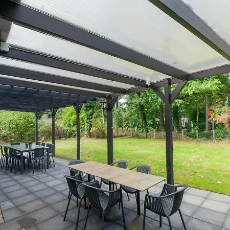 In Gelderland Near Den Bramel Holiday home Lochem