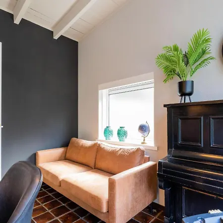 Holiday home In Gelderland Near Den Bramel