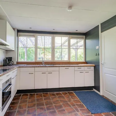 Holiday home In Gelderland Near Den Bramel