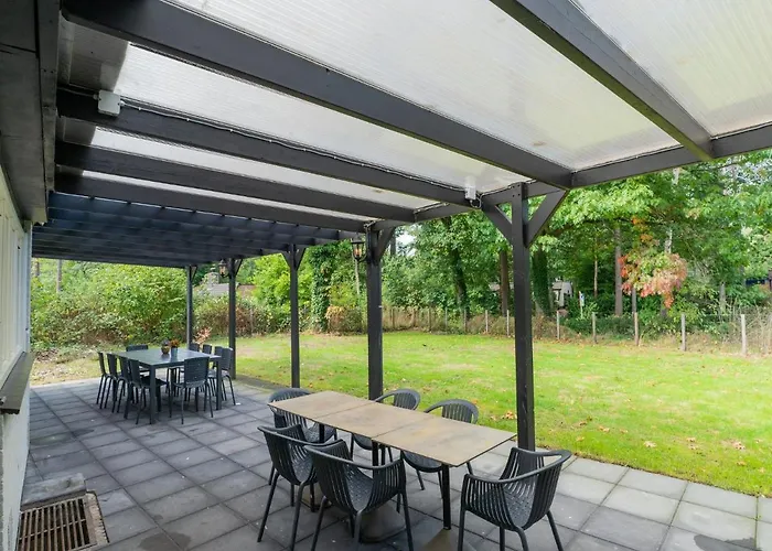 In Gelderland Near Den Bramel 別荘 ロヘム